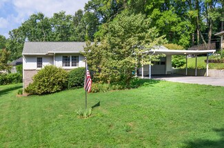 613 Forest View Rd, Knoxville, TN 37919
