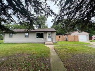 866 Oak Ave, Ortonville, MN 56278