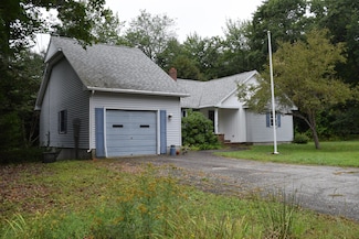 16 Brae Dr, Ellsworth, ME 04605