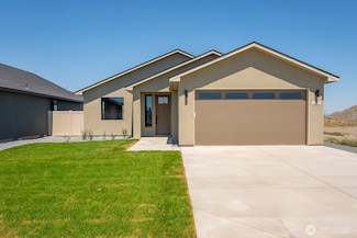 1127 9th Ave NE, Ephrata, WA 98823