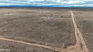 1059 S Laguna Dr, Valle, AZ 86046