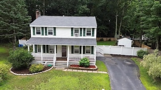 6 Bellflower Cir, Concord, NH 03303