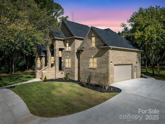 209 E Glenview Dr, Salisbury, NC 28147