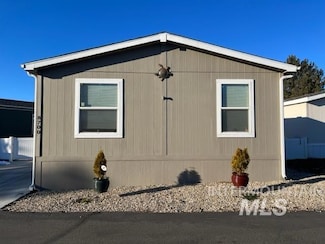 8700 W Antelope Ln, Boise, ID 83704