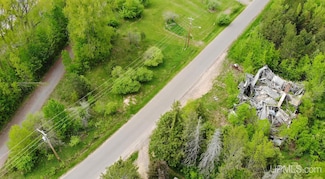 13268 Paynesville Rd, Bruce Crossing, MI 49912