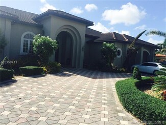 14781 NW S River Dr, Biscayne Gardens, FL 33167