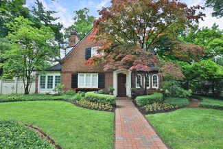 2433 Bryden Rd, Columbus, OH 43209