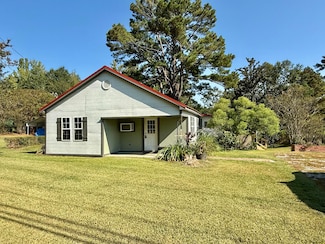 15671 W Main St, Louisville, MS 39339