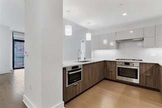 9 Avenue at Port Imperial Unit 619, West New York, NJ 07093
