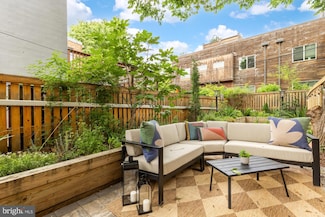 447 M St NW, Washington, DC 20001