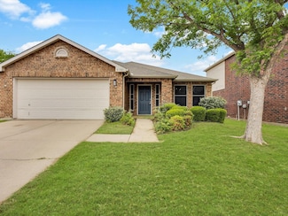 6101 Photinia Ave, Denton, TX 76208