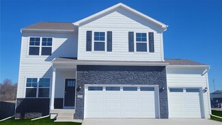 439 Creekview Ave, Polk City, IA 50226