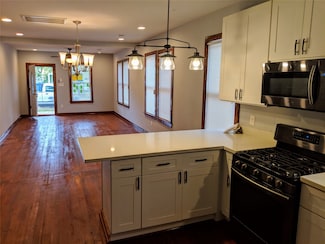5118 Dunlop St, Houston, TX 77009
