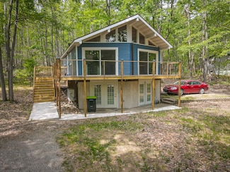 18680 Red Pine Dr, Hillman, MI 49746