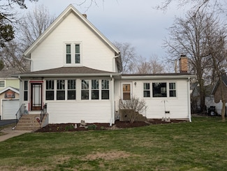 4929 Washington St, Downers Grove, IL 60515