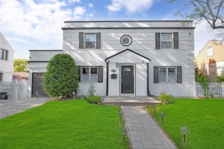 13915 Coolidge Ave, Jamaica, NY 11435