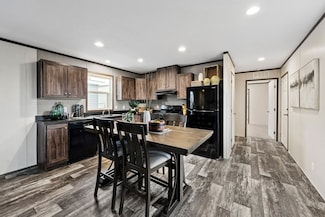 157 N Kenbrook St SE Unit N157, Grand Rapids, MI 49548