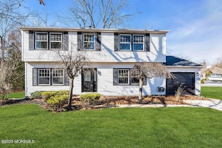 2800 Perna Ln, Vineland, NJ 08361