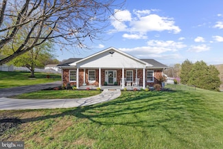70 Tabernacle Ln, Harpers Ferry, WV 25425