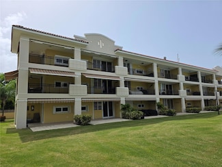 CARR 968 KM 1.8 Las Picuas Mameyes Unit F-3, Rio Grande, PR 00745