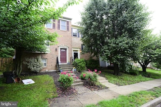 12448 Eden Ln, Woodbridge, VA 22192