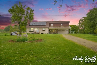 9386 N Vandecar Rd, Farwell, MI 48622