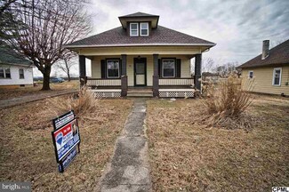 34 E Main St, Plains, PA 18705