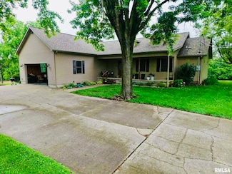 2209 Cedar Hill Rd, West Frankfort, IL 62896