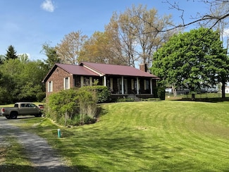 123 Lusk Ct, Shady Spring, WV 25918