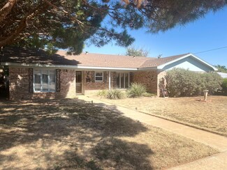 607 E Hayes Ave, Morton, TX 79346