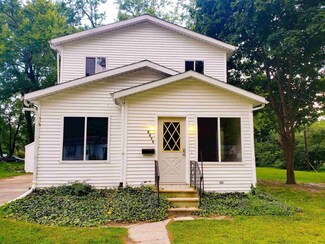 1123 Orange St, Elkhart, IN 46514
