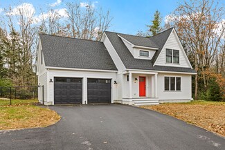 141 Tamrox Dr, Arundel, ME 04046