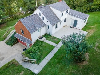 265 Chubbic Rd, Canonsburg, PA 15317