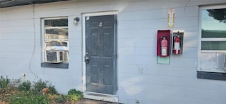 430 N Charles St Unit 3, Daytona Beach, FL 32114