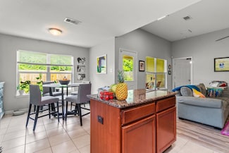 12218 Estelle Ln, Pinehurst, TX 77362