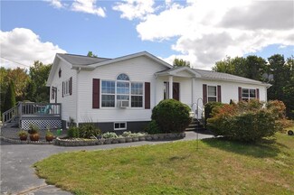608 Fuller Rd, Hermon, ME 04401