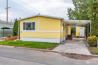 225 NE Ernst St Unit 26, Oak Harbor, WA 98277