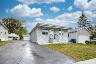 1809 Cora St, Crest Hill, IL 60403