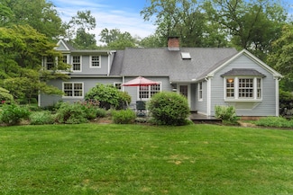 89 Pease Rd, Woodbridge, CT 06525
