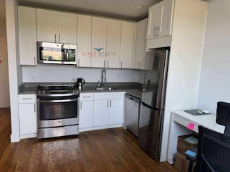 45-11 Broadway Unit 4-B, Long Island City, NY 11103