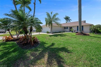 4440 Beechwood Lake Dr, Naples, FL 34112