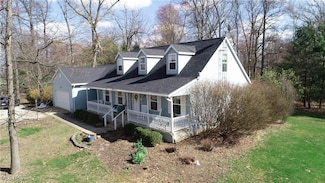 17930 Glen Rd, Gambier, OH 43022