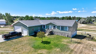 336 Willow Creek Dr, Gillette, WY 82732