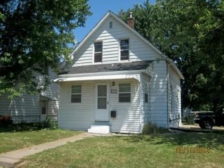 821 S Concord St, Davenport, IA 52802