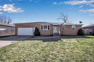 263 Woodcrest Dr, Amherst, NY 14226
