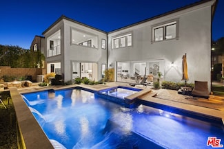 20162 W Cromwell Way, Los Angeles, CA 91326