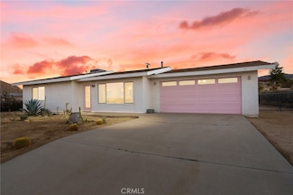 61773 Crest Circle Dr, Joshua Tree, CA 92252