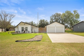 165 Trail Ridge Dr, Sandia, TX 78383