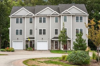 6 Lighthouse Cir Unit A, Salisbury, MA 01952