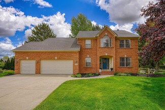 5770 Baja Ct, Lewis Center, OH 43035